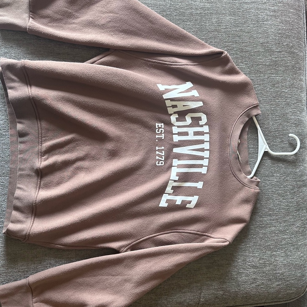 Selling because I never wore it.